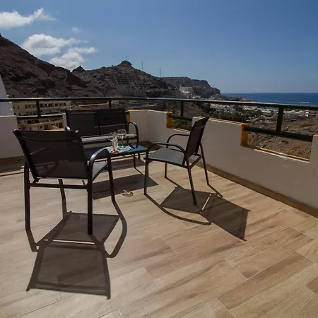Apartament Two-bedroom Playa Del Cura With Views *